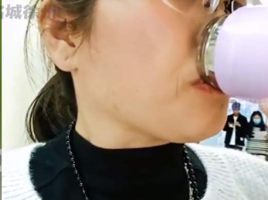 42岁女子20天内断崖式衰老